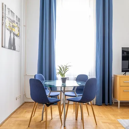 Super Cozy On The St. Stephen Road Apartamento